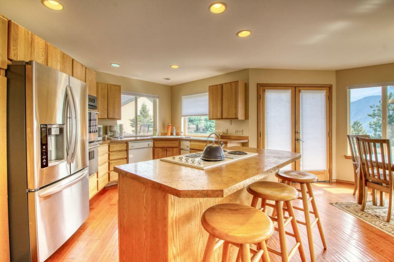 The Hawks Nest Villa Manson ภายนอก รูปภาพ